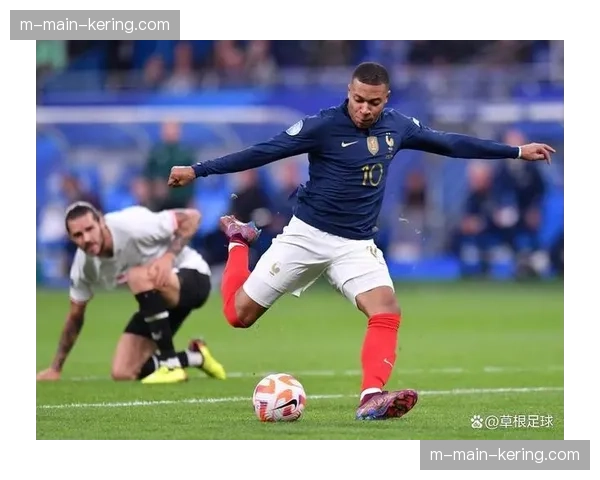 姆巴佩23球领跑射手榜 穆里奇21球紧追金靴竞争白热化